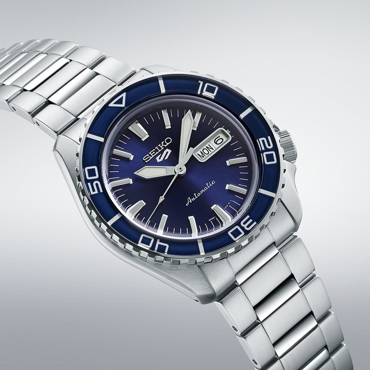 Seiko 5 Sports SKX - SNZH5 Bluetone Redux - SRPK97K1