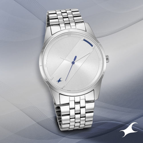 Fastrack Stunners Quartz Analog Silver Dial Metal Strap Watch for Guys NR3277SM01