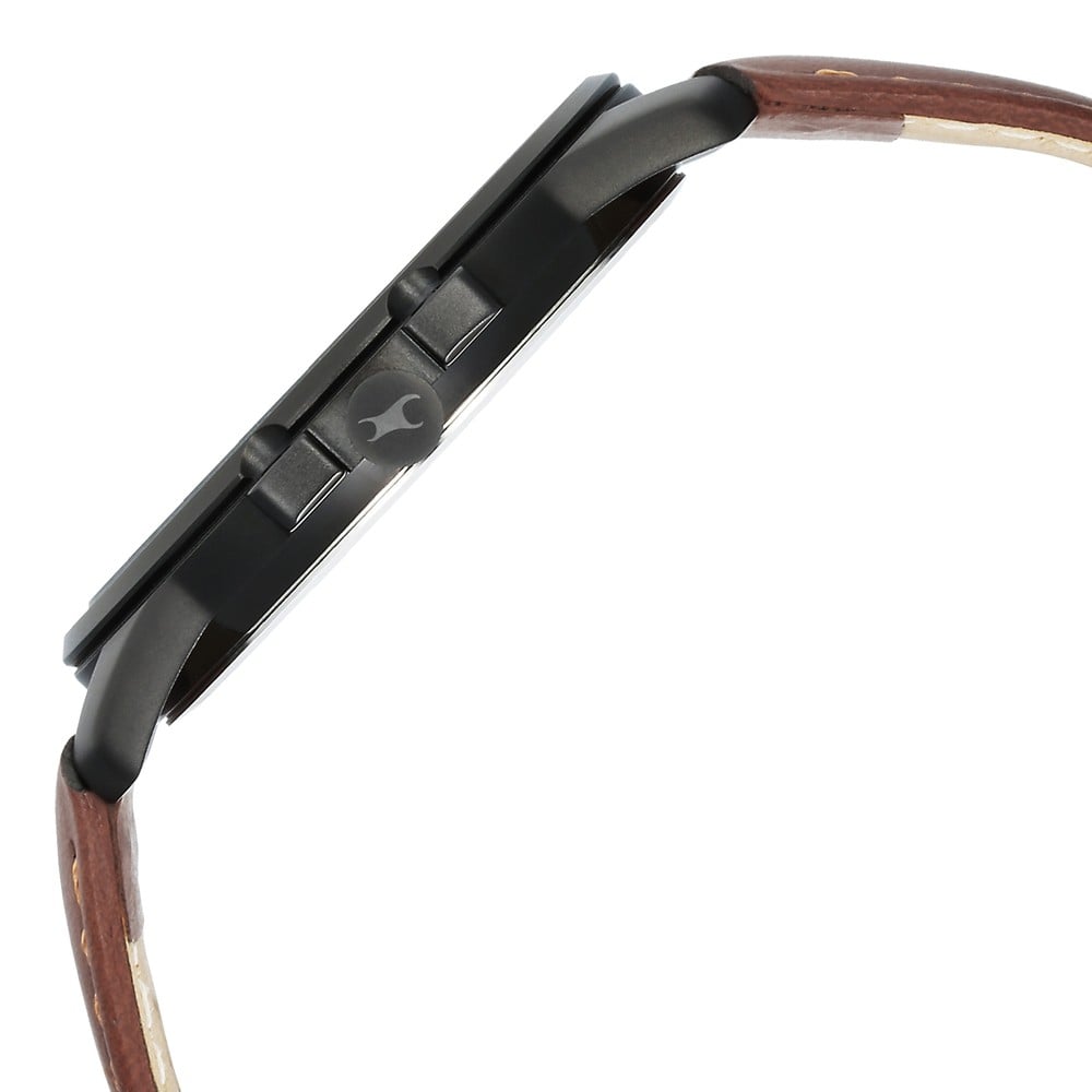 Fastrack Pulse Quartz Analog Black Dial With Tan Leather Strap Watch for Guys NT3314NL01F