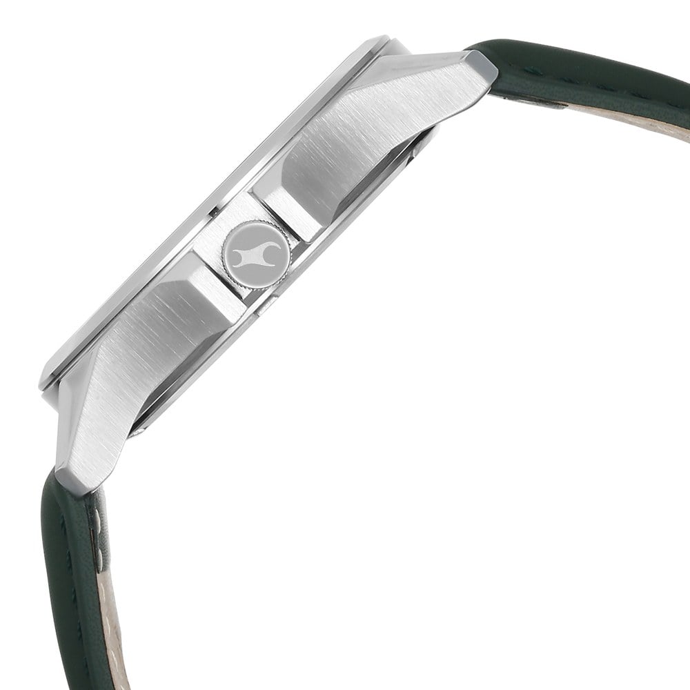 Fastrack Groove Quartz Analog with Date Grey Dial Green Leather Strap Watch For Guys 3323SL01