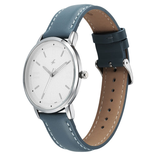 Fastrack Stunners X Quartz Analog Silver Dial Leather Strap Watch For Guys NU38159SL01