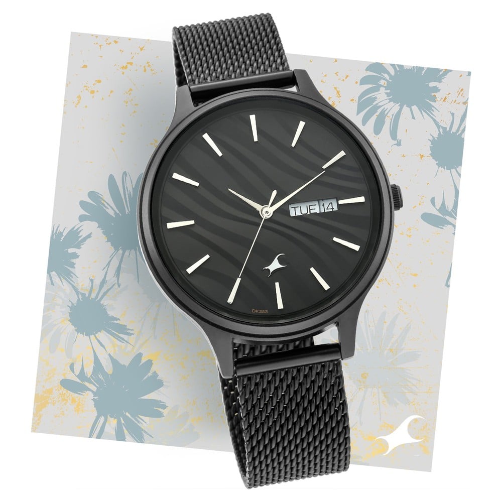 Fastrack Ruffles Quartz Analog with Day and Date Black Dial Stainless Steel Strap Watch for Girls NR6207NM01
