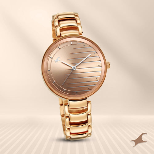 Fastrack Style Up Quartz Analog Champagne Dial Metal Strap Watch for Girls NT6216WM02