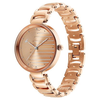 Fastrack Style Up Quartz Analog Champagne Dial Metal Strap Watch for Girls NU6216WM02