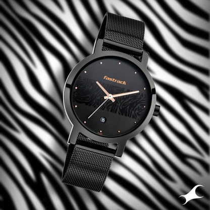 Fastrack Animal Print Quartz Analog with Date Black Dial Stainless Steel Strap Watch for Girls NT6222NM01