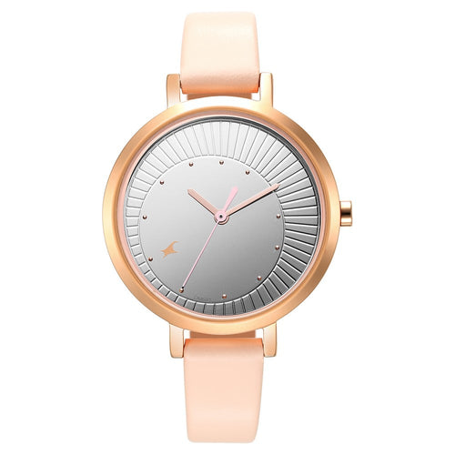 Fastrack Style Up Silver Dial Leather Strap Watch for Girls NR6230WL02