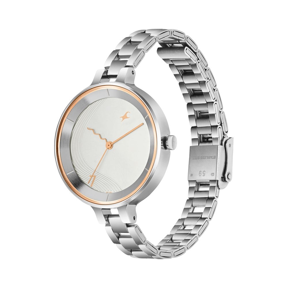Fastrack Stunners Quartz Analog Silver dial Stainless Steel Strap Watch for Girls NU6265SM02