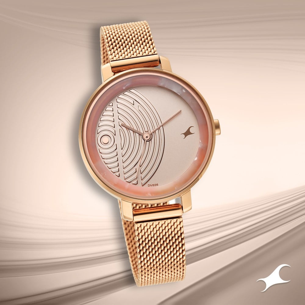 Fastrack Younique Quartz Analog Rose Gold Dial Stainless Steel Strap Watch for Girls NS6278WM01