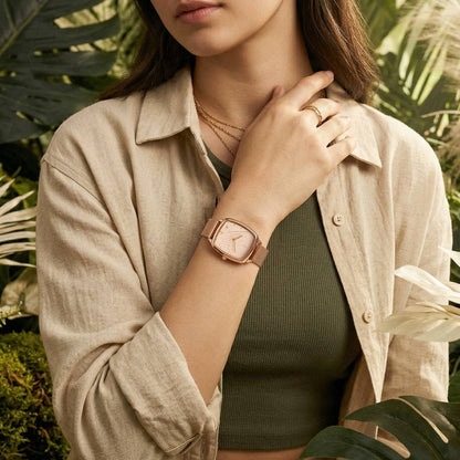 Fastrack Wild Quartz Analog Peach Dial Rose Gold Stainless Steel Strap Watch For Girls 6321WM03