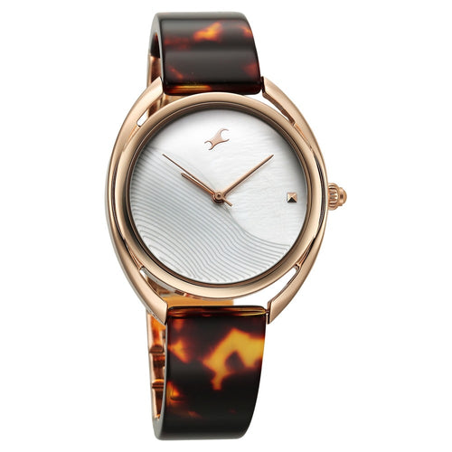 Fastrack Younique Quartz Analog Mother Of Pearl Dial Acetate And Metal Strap Watch For Girls NT68036KD02