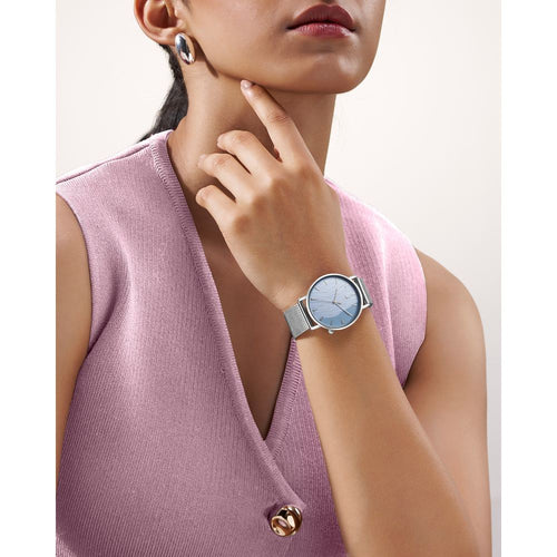 Fastrack Stunners X Quartz Analog Blue Dial Stainless Steel Strap Watch For Girls 68044SM01