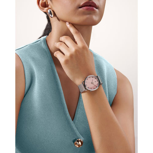 Fastrack Stunners X Quartz Analog Pink Dial Stainless Steel Strap Watch For Girls 68044SM02