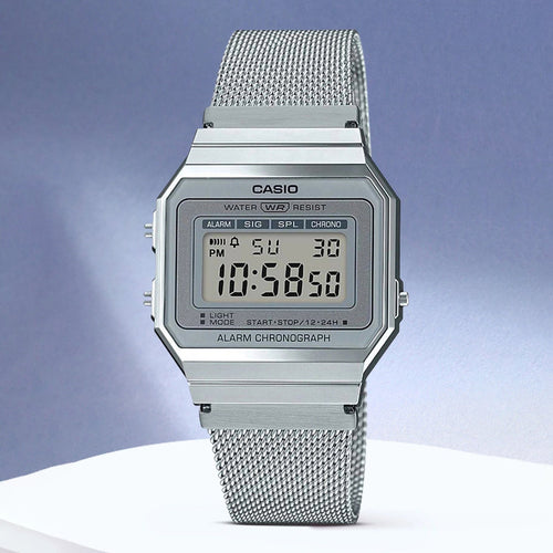 Vintage Unisex Quartz Silver Dial Digital Stainless Steel Watch D170