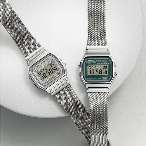 Vintage Unisex Quartz Grey Dial Digital Stainless Steel Watch D414