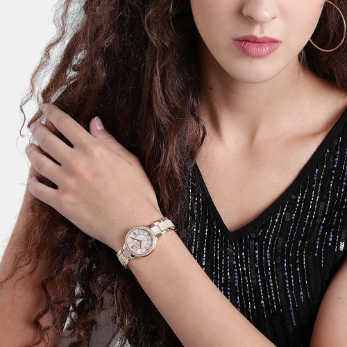 Virginia Women Quartz Mother Of Pearl Dial Analog Stainless Steel Watch ES3716