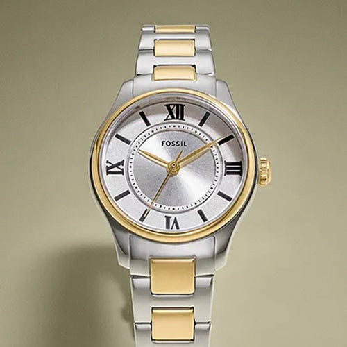 Gilmore Women Quartz Silver Dial Analog Stainless Steel Watch ES5422