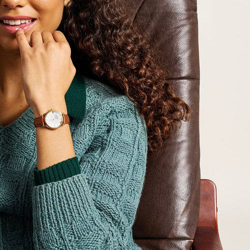 Gilmore Women Quartz Silver Dial Analog Leather Watch ES5423