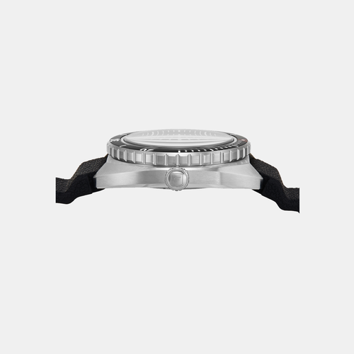 Breaker Men Quartz Black Dial Analog Silicone Watch FS6062