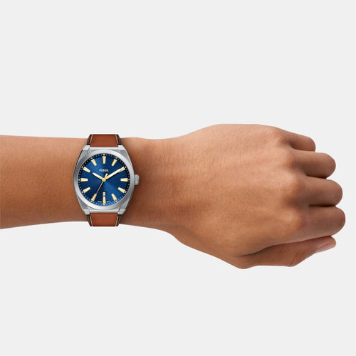 Men Quartz Blue Dial Analog Leather Watch FS6115