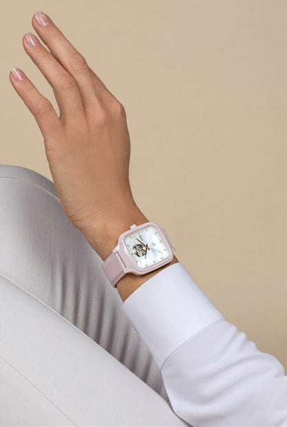 True Square x Ash Barty Limited Edition - R27123905