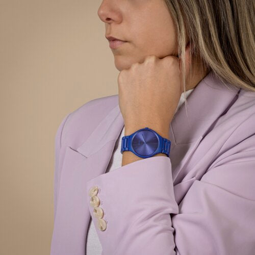 True Round Thinline Les Couleurs™ Le Corbusier Spectacular ultramarine 4320K - R27092622