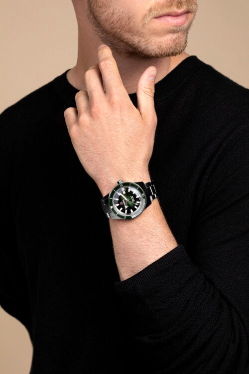 Captain Cook Automatic - R32105313