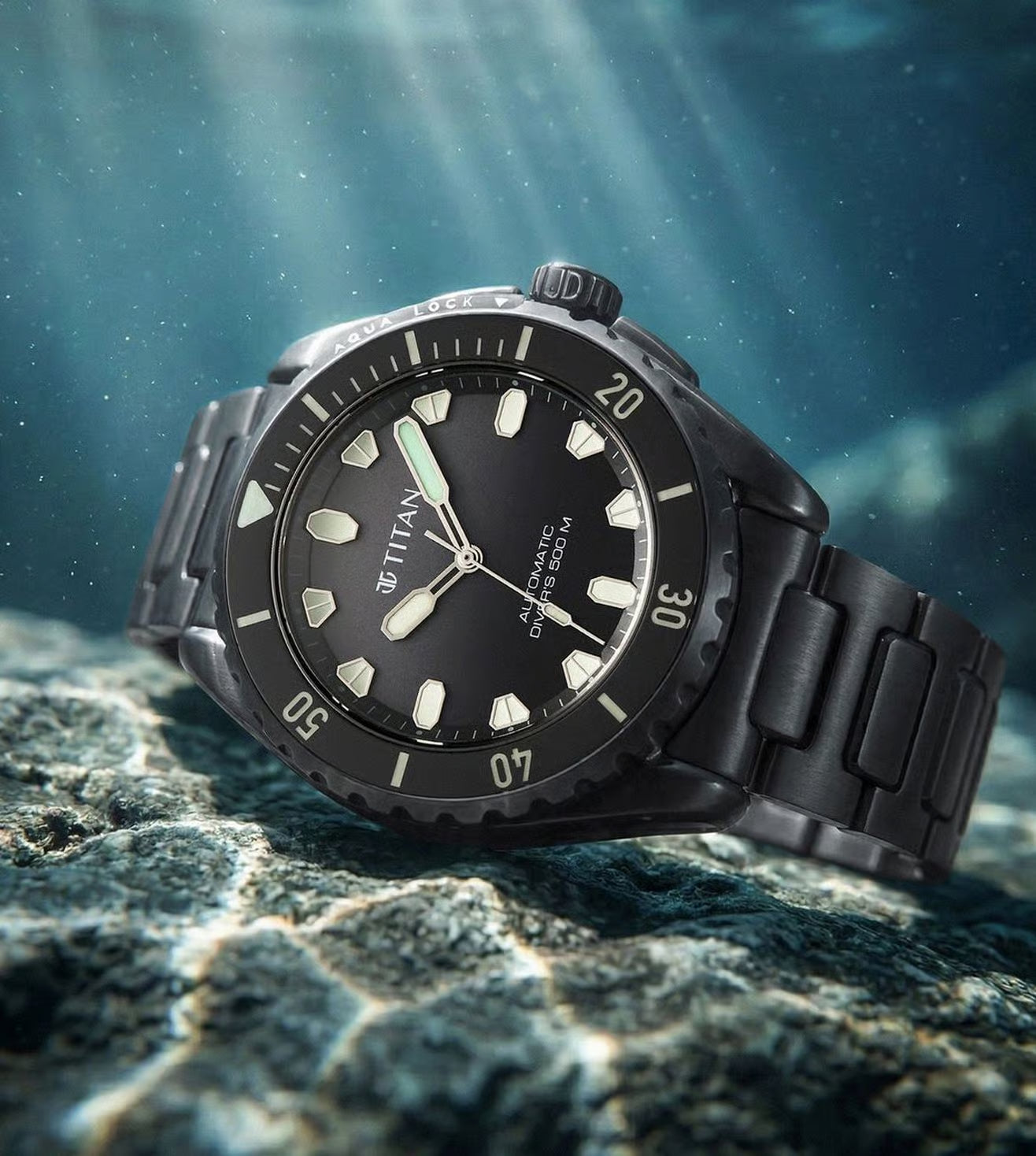Titan Zero Hour Diver’s 500M Automatic Men’s Watch 10071QM01