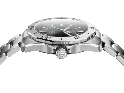 TAG HEUER AQUARACER PROFESSIONAL 200 SOLARGRAPH WBP1114.BA0000 40 mm