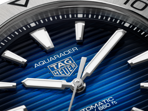 TAG HEUER AQUARACER PROFESSIONAL 200 DATE WBP2111.BA0627 40 mm