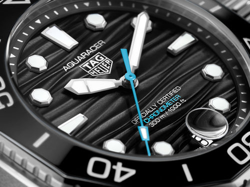 TAG HEUER AQUARACER PROFESSIONAL 300 DATE WBP5110.BA0013 42 mm